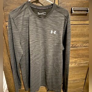 Men’s Under Armour long sleeved shirt